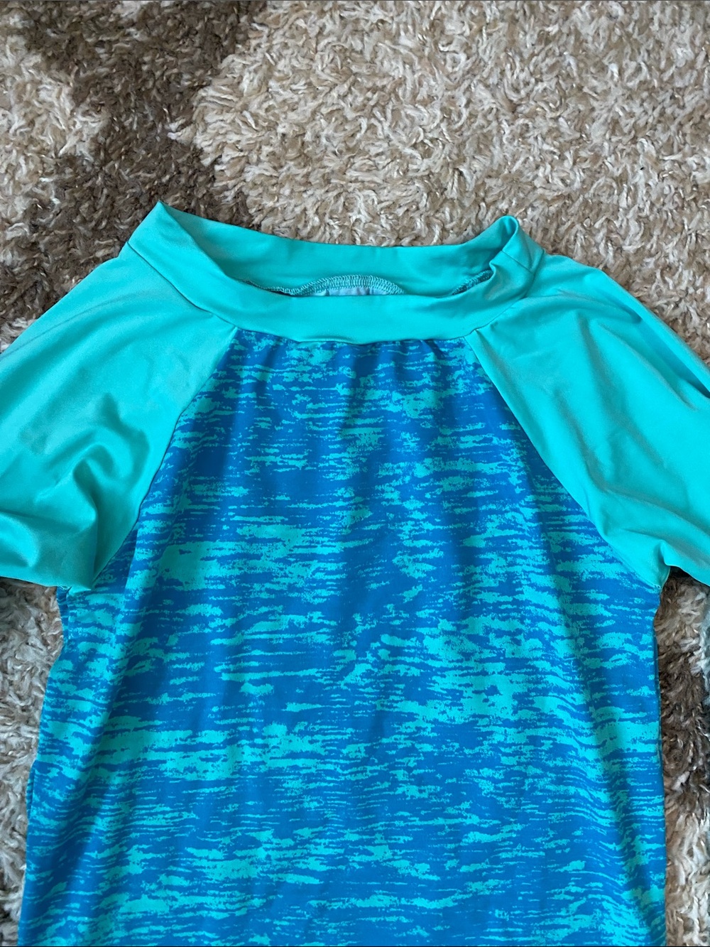 MG Surfline Rashguard - Picture 2 of 3